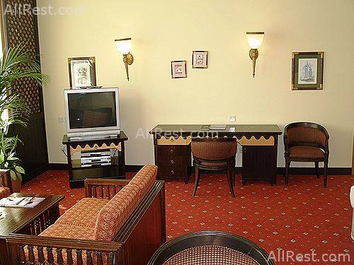 Millennium Airport Hotel 13
